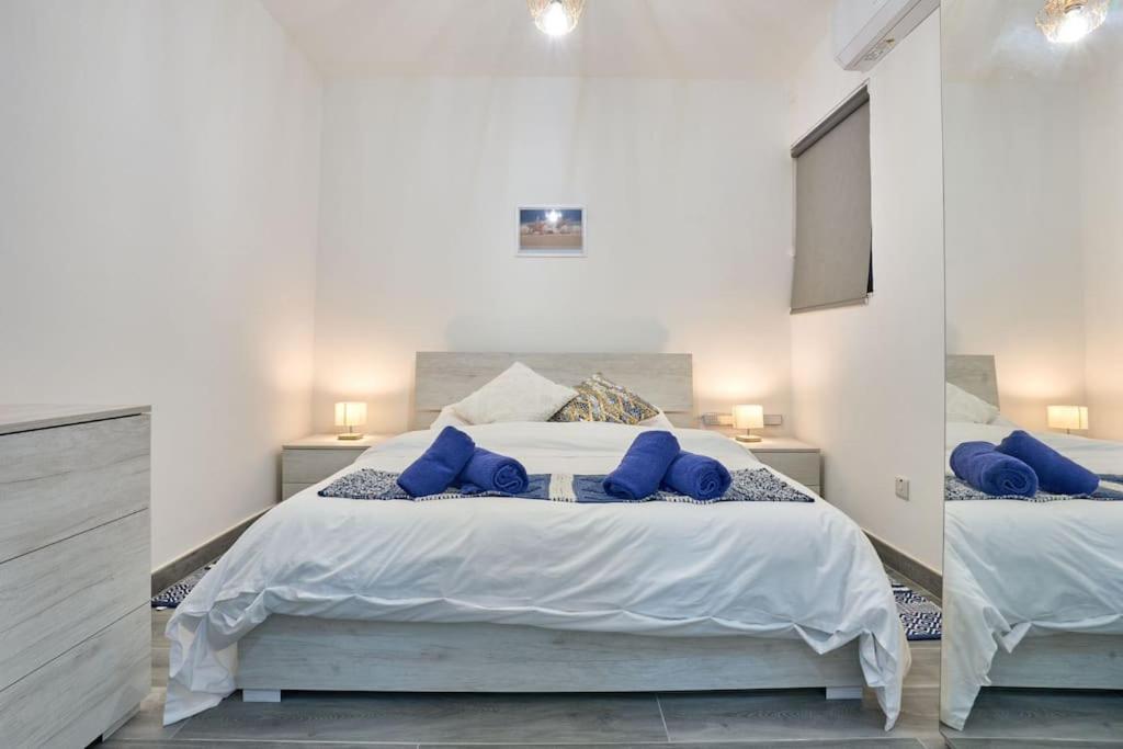 Two Bedroom Apartment In Xemxija, St. Paul'S Bay Buitenkant foto